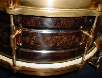 [B]1926-29 LEEDY 6 x 14 BLACK ENGRAVED ELITE (*MARVEL STRAINER) [/B]
