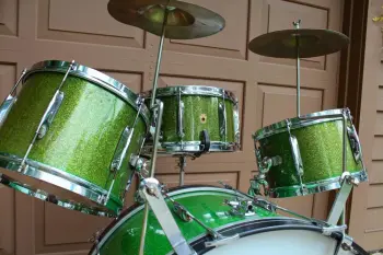 This is the Display Your Ludwig Drum Thread