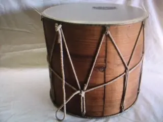 Vintage Tama ID
