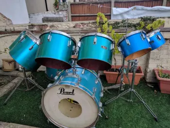 Pearl 1970s Wood Fiberglass
