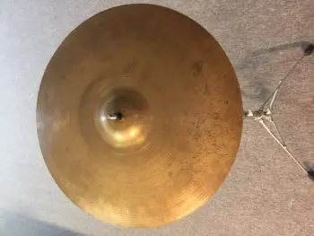 Paiste 2002 Pre-Serial 16&quot; Crash?