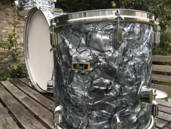Need some help to identify this vintage Pearl