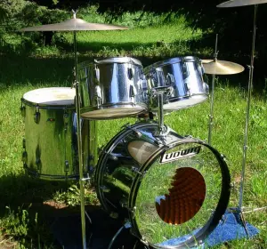 Show your holly wood kits