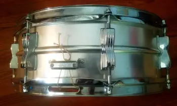 '69 Ludwig Acrolite with keystone badge