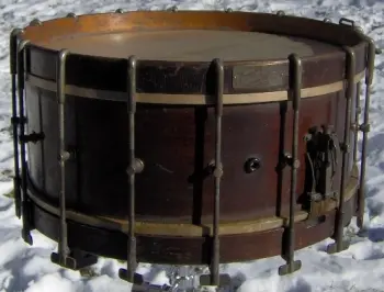 odd rocket lug Gretsch like snare is...Rogers!