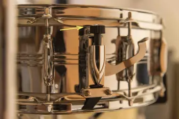 Star snare drum 'Super Strainer No.940' buildup
