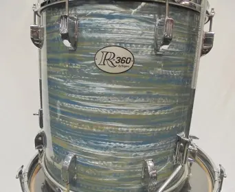 How do you determine the Date of a Rogers R-360 ?