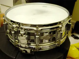 Rogers Dynasonic Snare, Fullerton script badge, Sweet!