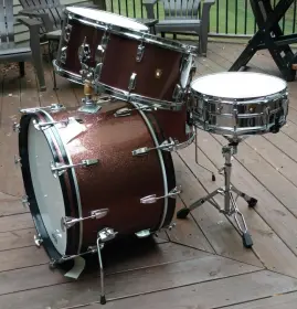 '67 Ludwig Hollywood Burgundy Sparkle