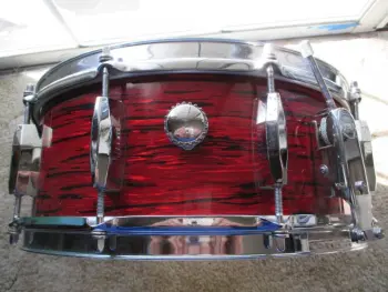 1960 MIJ Pearl (Help w/ id-ing wrap?)