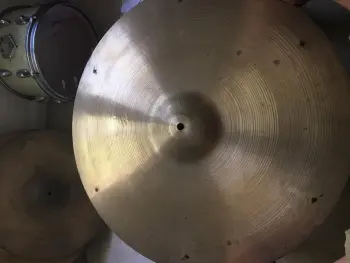 Please help identify Zildjian 21” sizzle ride