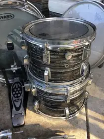 Possible Rogers drums?