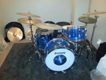 Display Your Vintage Drums You Let Get Away