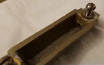 would appreciate help identefying an old kit