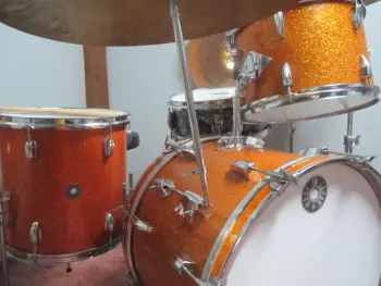 I can't resist a nice sparkling pearl MIJ kit