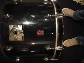 Help me identify this 80s PREMIER drum