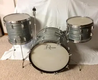 This is the Display Your Rogers Drums Thread