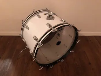 Ludwig Vistalite 14x22&quot; White bass drum