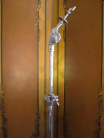 I need info on this Ludwig Stand please.