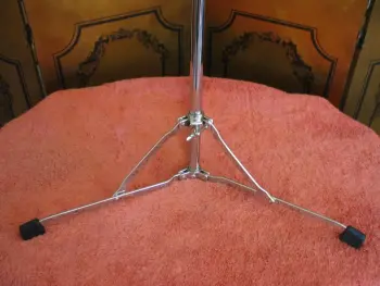 I need info on this Ludwig Stand please.