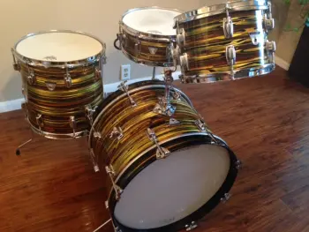 Help identifying this Ludwig Strata finish