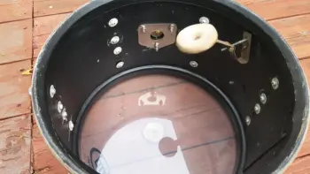 Help - Ludwig Gold Sparkle / Pearl - 60's?
