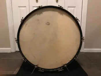 Help me identify this possible Radio King bass drum