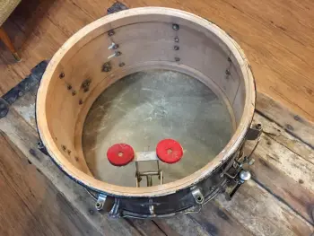 Pre war Slingerland Radio King snare: looking for details