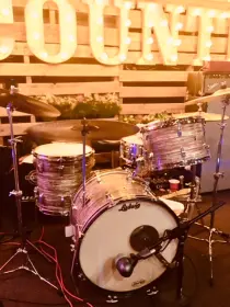 1960 Ludwig Transition Badge Downbeat Outfit No. 988P in Oyster Pink Pearl
