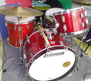 Any ideas regarding this Ludwig Kit?