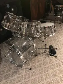This is the Display Your Vistalite/Acrylic Drums Thread