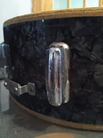 20&quot;x11 1/2&quot; kick drum. Premier?