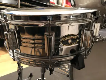 Snare Manufacturer &quot;VIBRATION&quot;