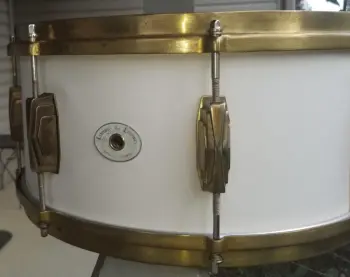 1947 Ludwig &amp; Ludwig color test