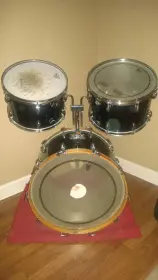 1980 Black Gretsch drums