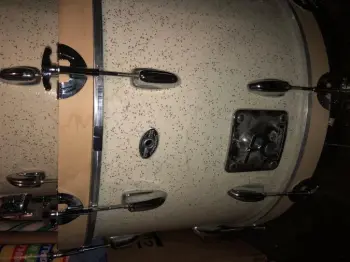 Interesting Slingerland finish