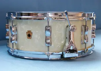 Is this a Buddy Rich model snare?