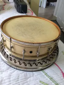 What kind of snare drum