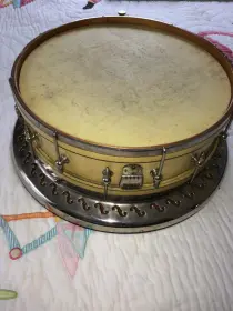 What kind of snare drum