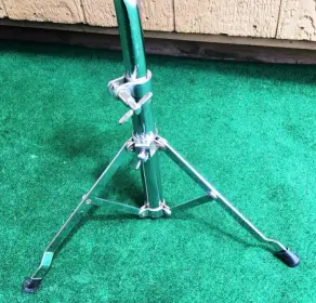 Ludwig '70s Atlas snare drum stand