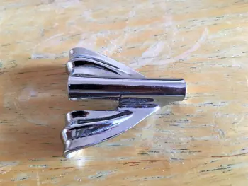 WTB: 10 Vintage LUDWIG Bass Drum Claws