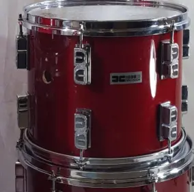 DC1000 Drums (Remo?)