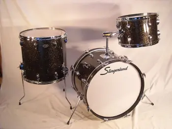Slingerland vent/badge placement