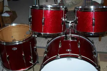 Slingerland vent/badge placement