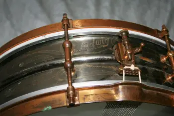 Snare beds on a 20’s Ludwig