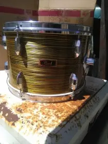 It's one I have never seen 60's Pearl with a Gold badge