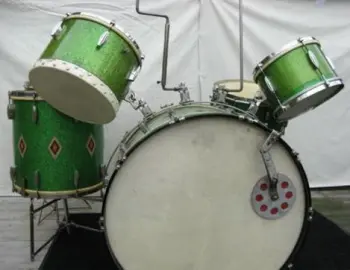 Floor tom cradle