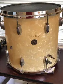 Vintage Gretsch?  What have I brought home?