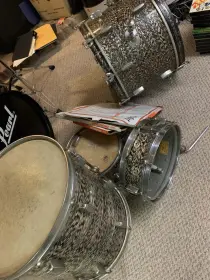 Rogers Holiday Set question.