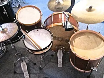 Kit Made of marching snares (as toms) and marching bass drum???